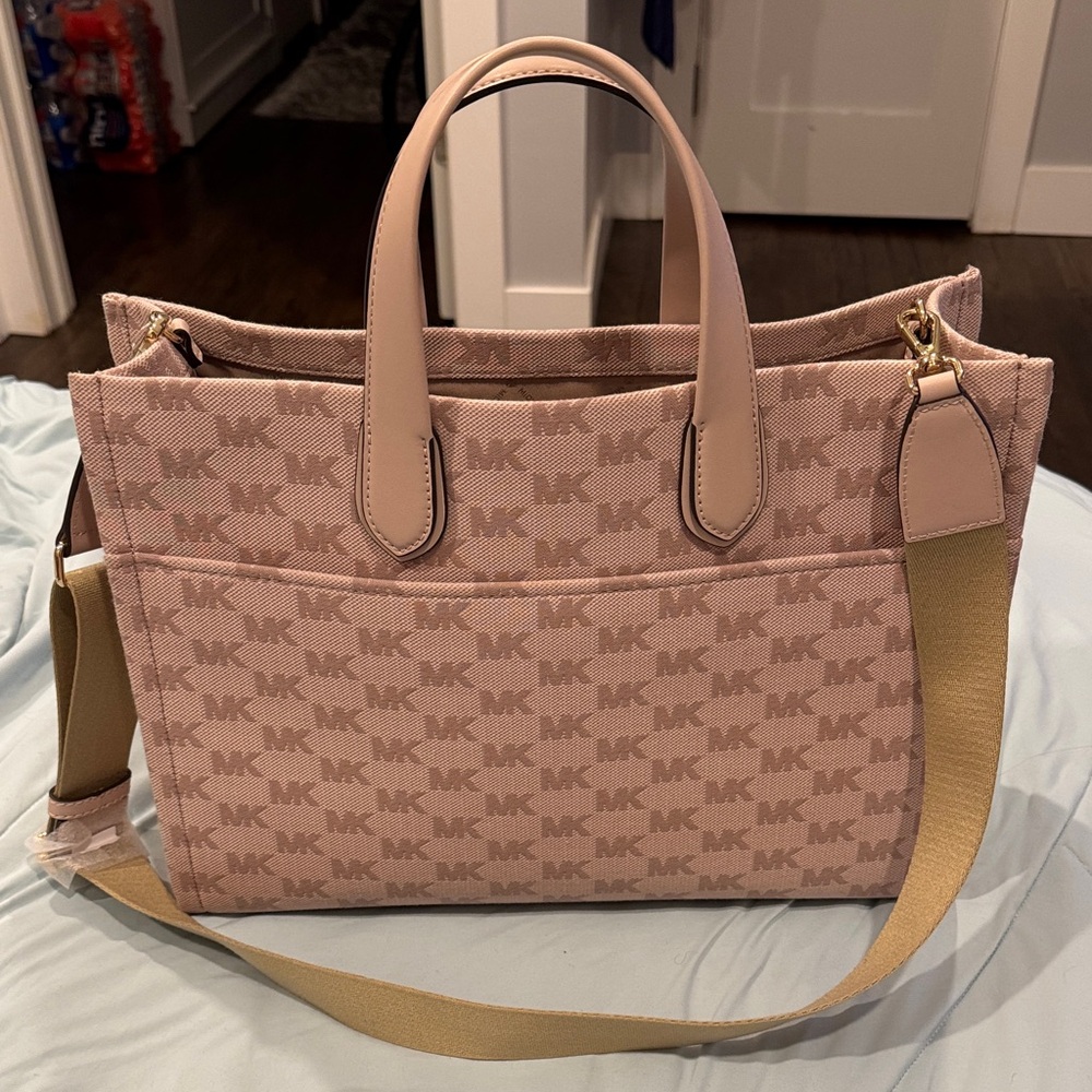 Michael Kors Soft Pink Monogram Large Gigi Tote *BRAND NEW*